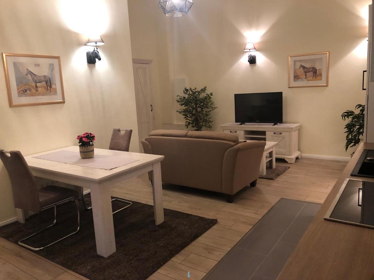 Ferienapartments Reitanlage Schenksolz Schenklengsfeld Exteriör bild