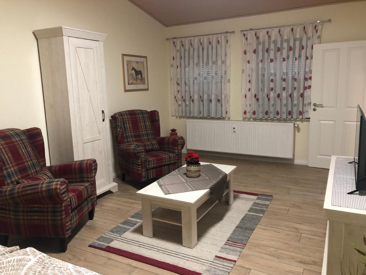 Ferienapartments Reitanlage Schenksolz Schenklengsfeld Exteriör bild